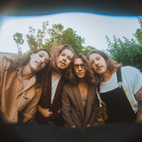 el indie australiano que convierte vulnerabilidad en electricidad